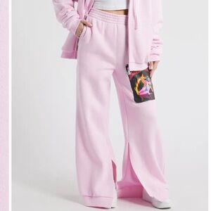 Boys Lie NWT size L breaking point sweatpants light pink